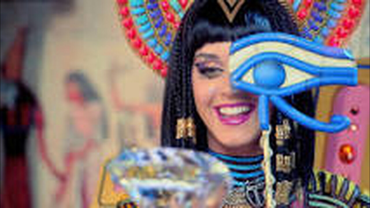 Katy Perry Dark Horse Official ft Juicy J