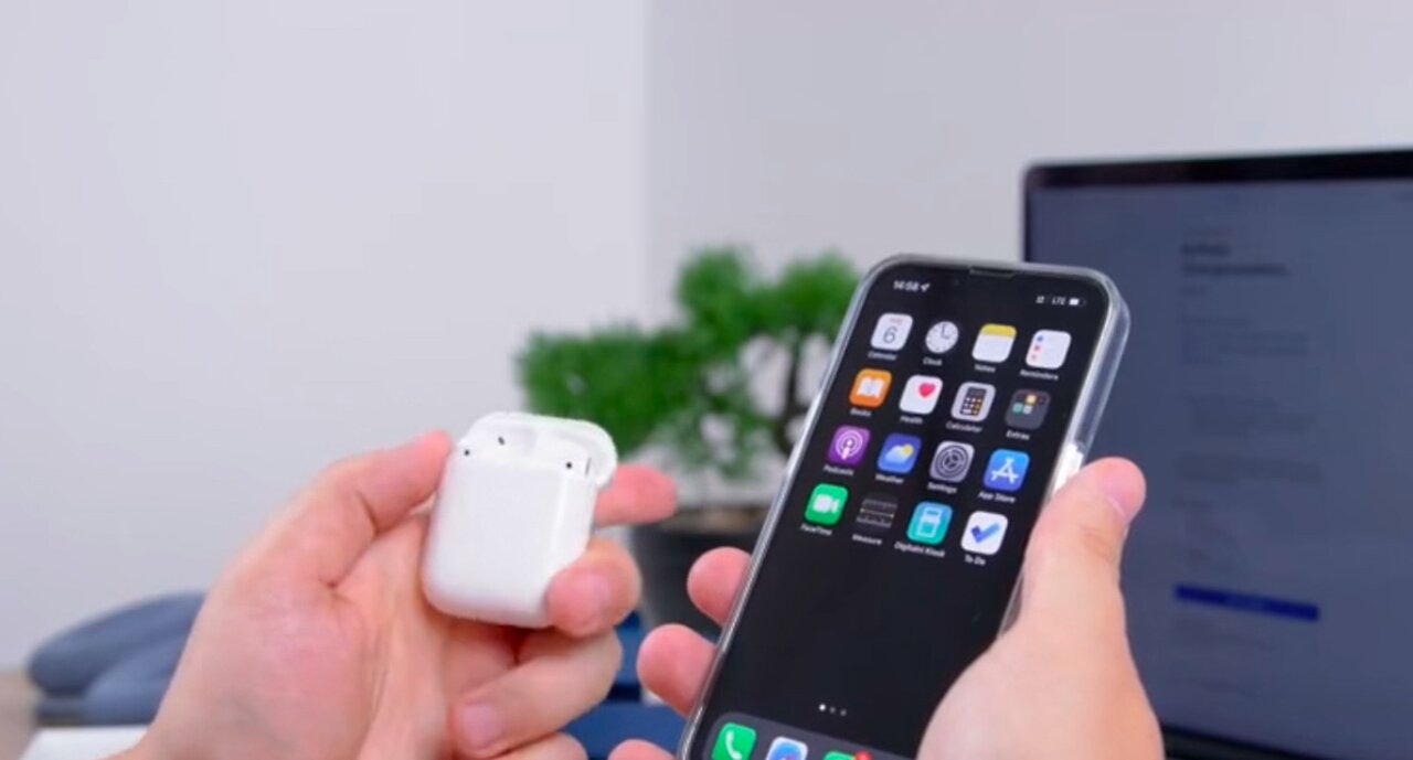 Airpods 1,2 and third generation