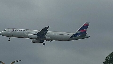 Airbus A321 PT-MXD coming from Brasília to Manaus