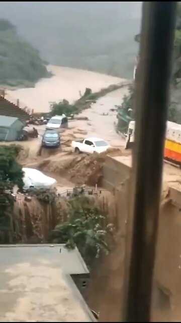 More flood in China