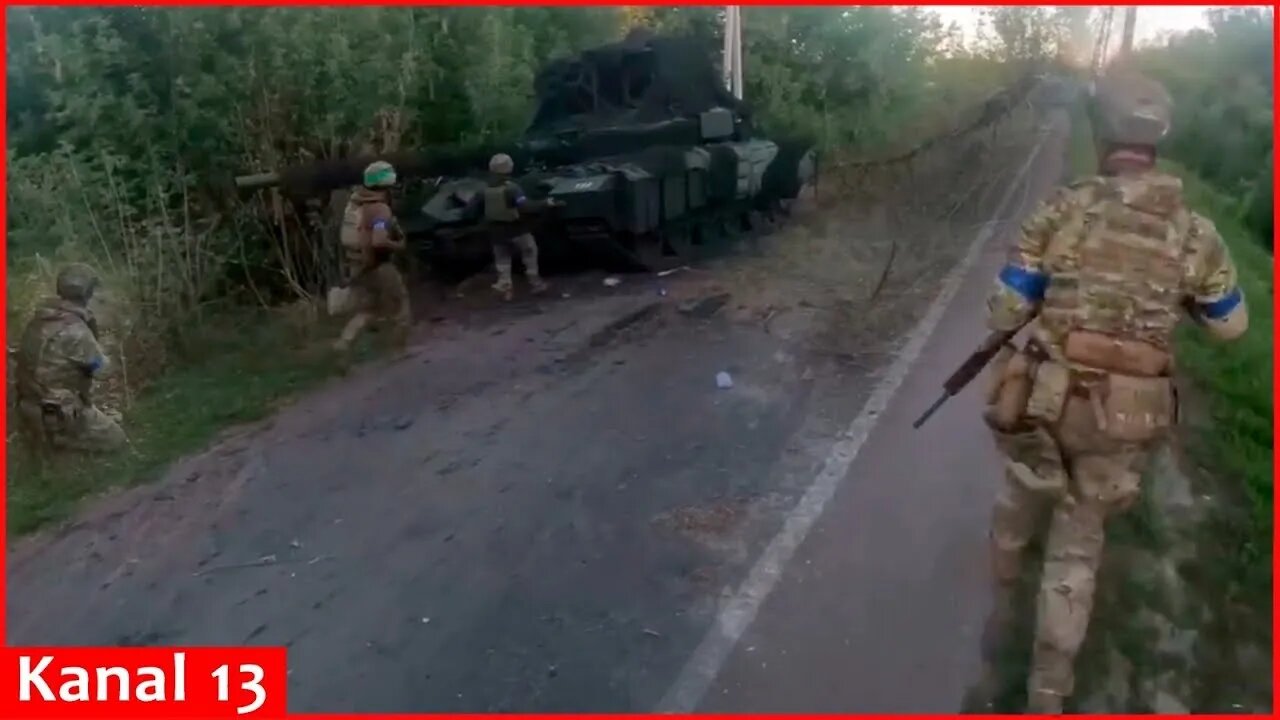 Ukrainian fighters captured a modern Russian T-80BVM tank in Kursk