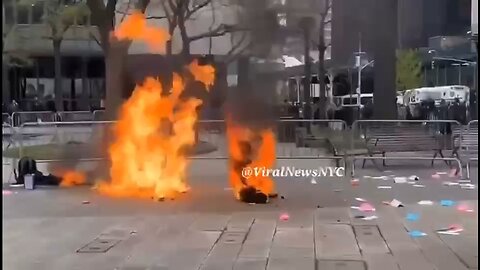 GRAPHIC WARNING: close up shooting: Man just set himself on fire outside of the Trump trial.