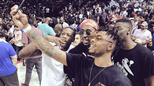 D'Angelo Russell BOOED by Fans in First Brooklyn Appearance Since Lakers Trade to Nets