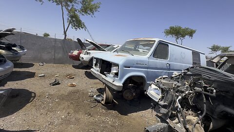 Exploring the Mesa Junkyard