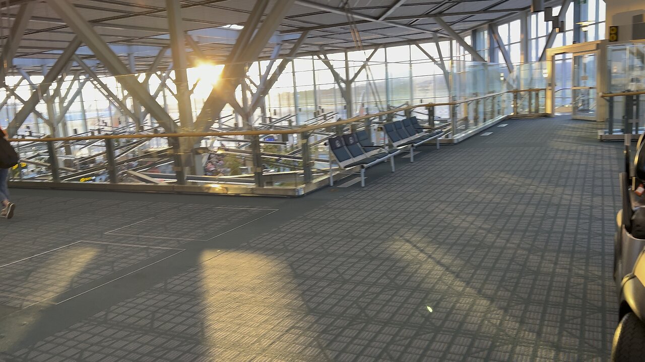 YVR USA Arrival Summer Evening