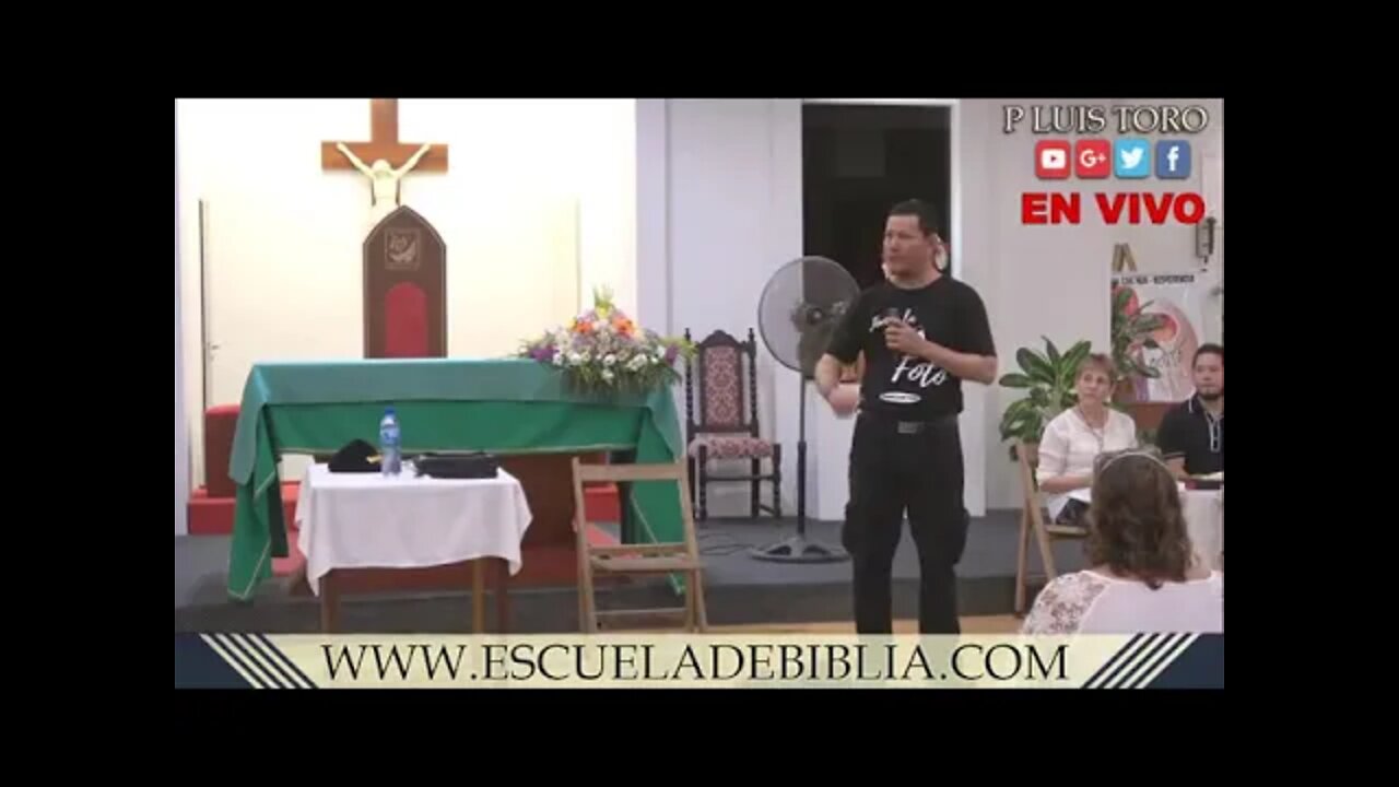 Padre Luis Toro desde Resistencia, Argentina.