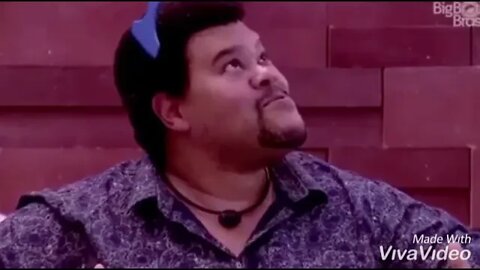 Babu cantando Hino do Vasco da Gama