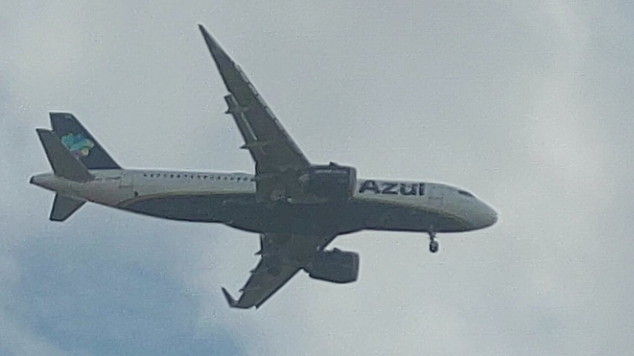 Airbus A320NEO PR-YRC vindo de Belém do Pará para Fortaleza