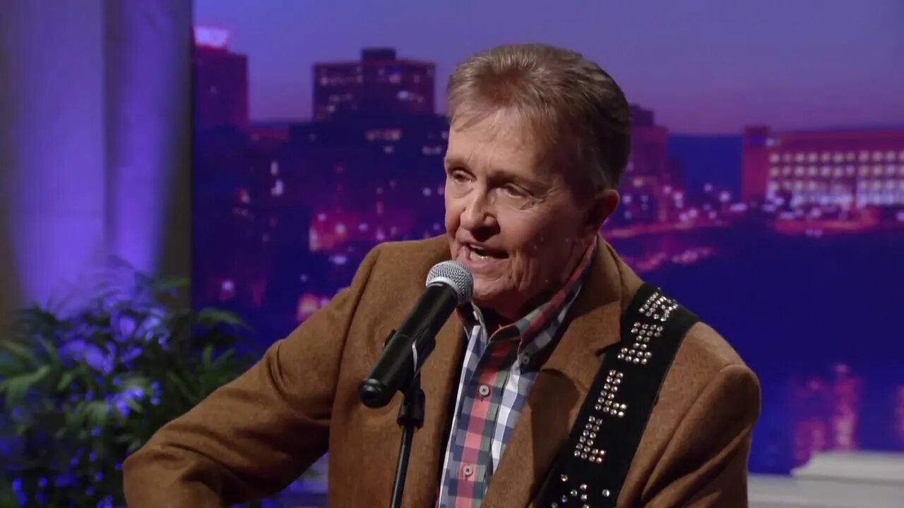 Bill Anderson - "Old Army Hat" & Short Interview (Live on CabaRay Nashville)