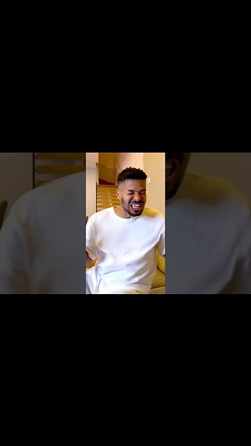 WHEN YOU HAVE SOMETHING STUCK IN YOUR TEETH 🌱😂