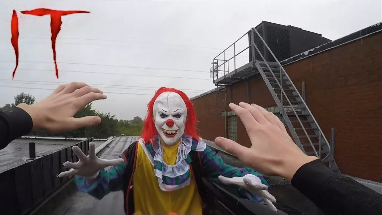 PENNYWISE VS PARKOUR POV | IT MOVIE.