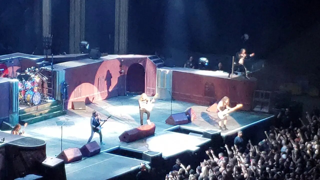 Iron Maiden - Evil that Men Do