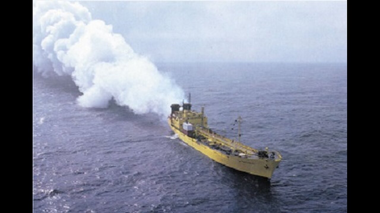 Weather Control Vessels releasing the Toxic Chemtrail Weather Control Material in the Gulf of Mexico