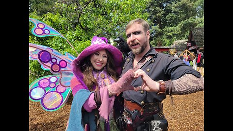 The Dashing Pirate visits the 2023 Colorado Renaissance Festival