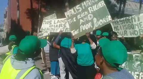 SOUTH AFRICA - Pretoria - Denneboom Informal Traders picket (videos) (dqx)