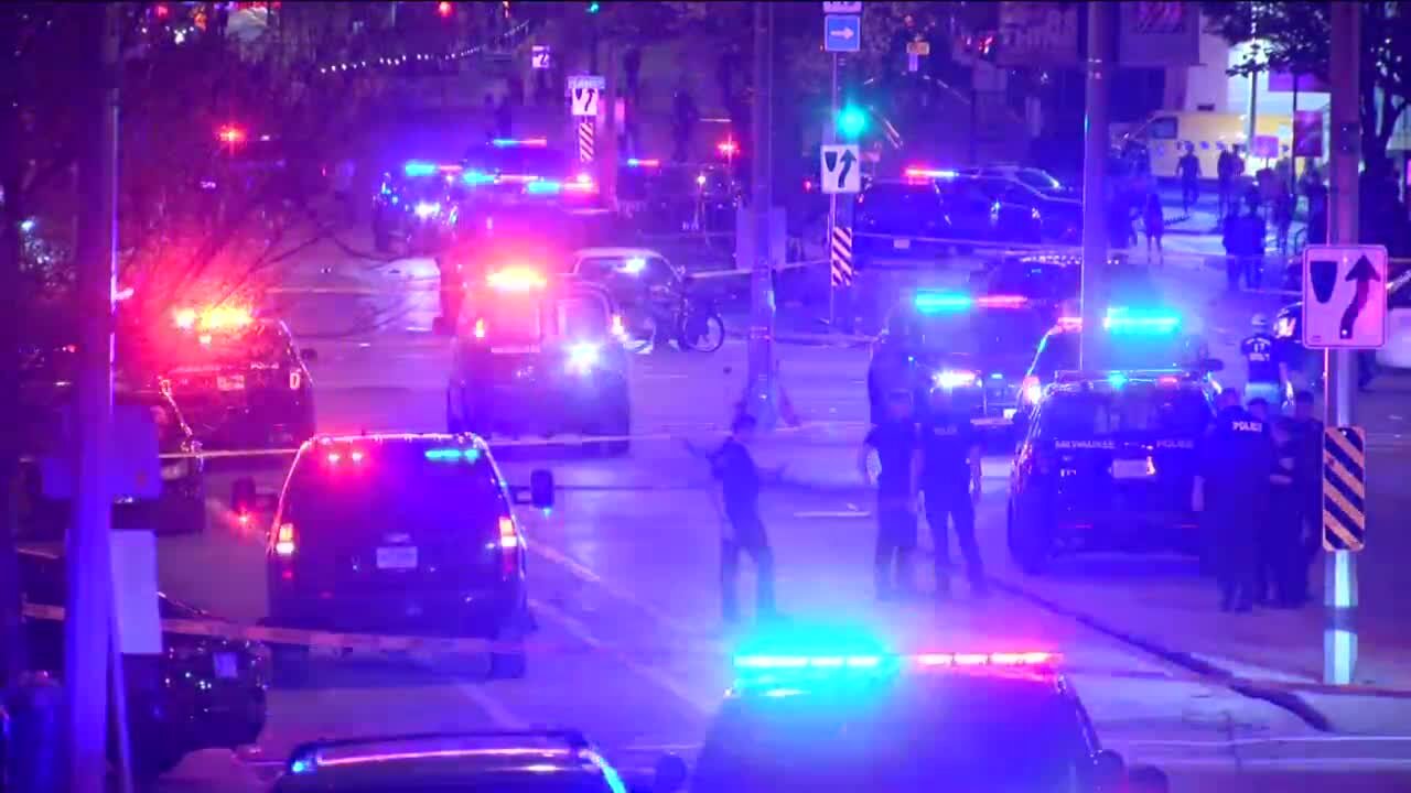 17 people shot on N. Water St. Friday night, Milwaukee police say