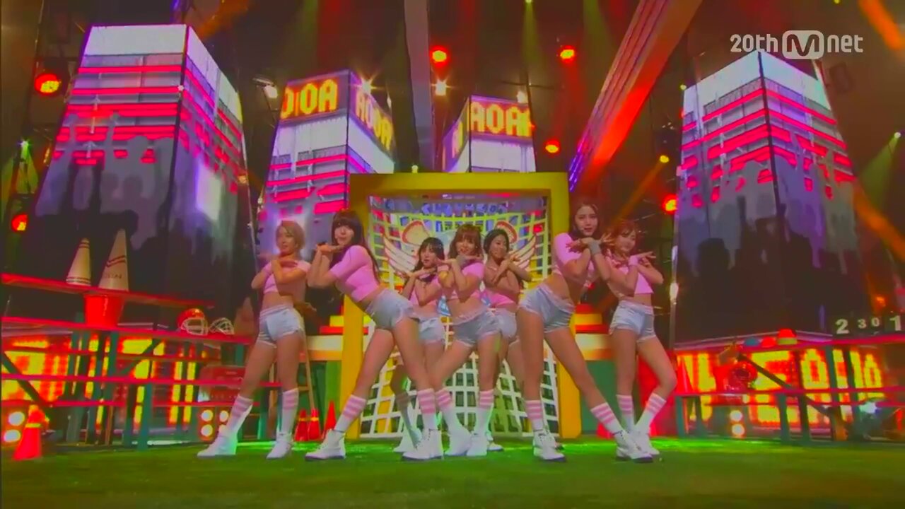 AOA - Heart Attack (Live)