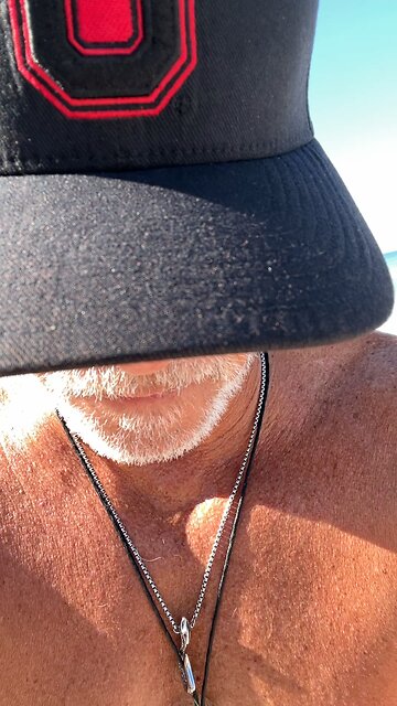 The beginning is the hardest part! 🌴😎❤️ #promptings #sendoutcards #islandvibe