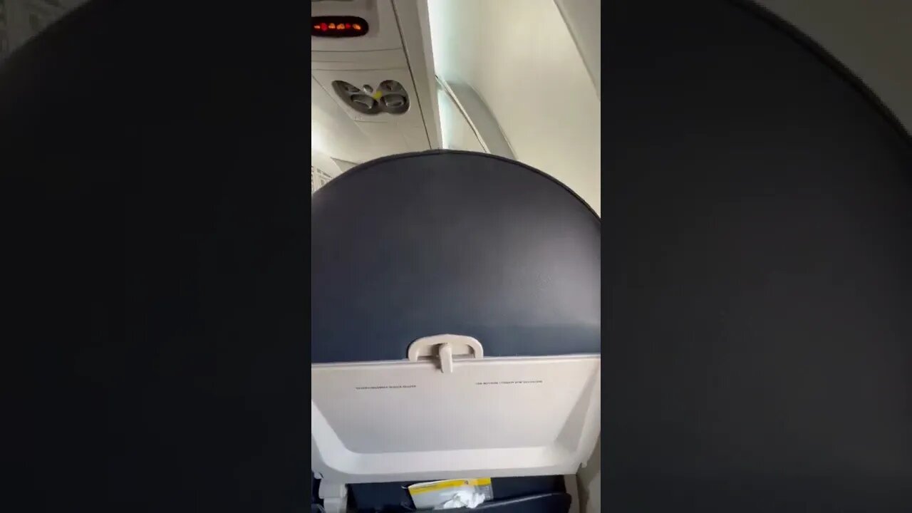 Skywest CRJ-200