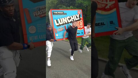 Running With Bigger And Bigger Lunchlys