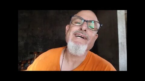 OFF TO RETURN AN AKASO BRAVE 7