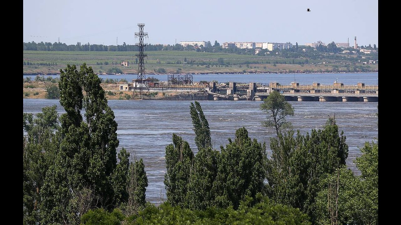 Pasojat e shembjes së digës së hidrocentralit të Kakhovkës nga sulmet në Kiev ...