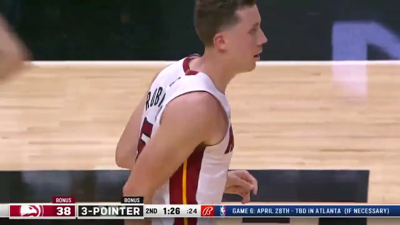 Duncan Robinson on FIRE vs Hawks on Game 1