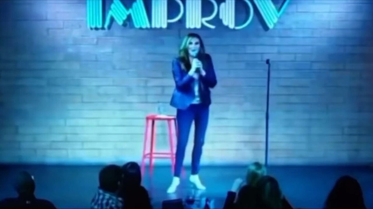 Woke Comedian Faint from vax after bragging about how vaxxed she is 😂