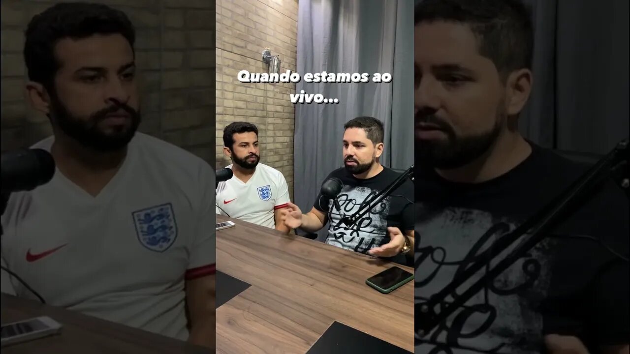 Esquecendo o mic desligado
