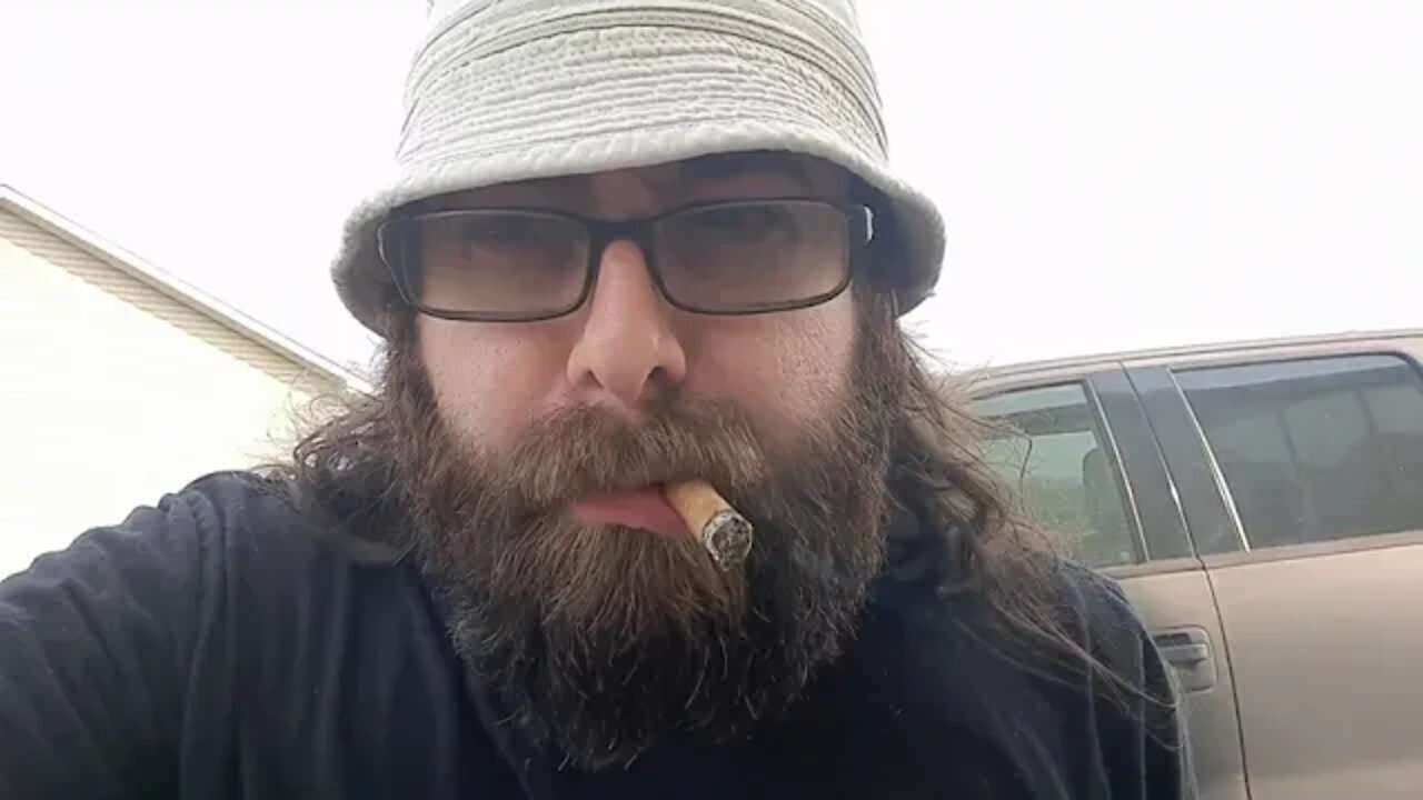 wrong gas pump with toe jam and earl music