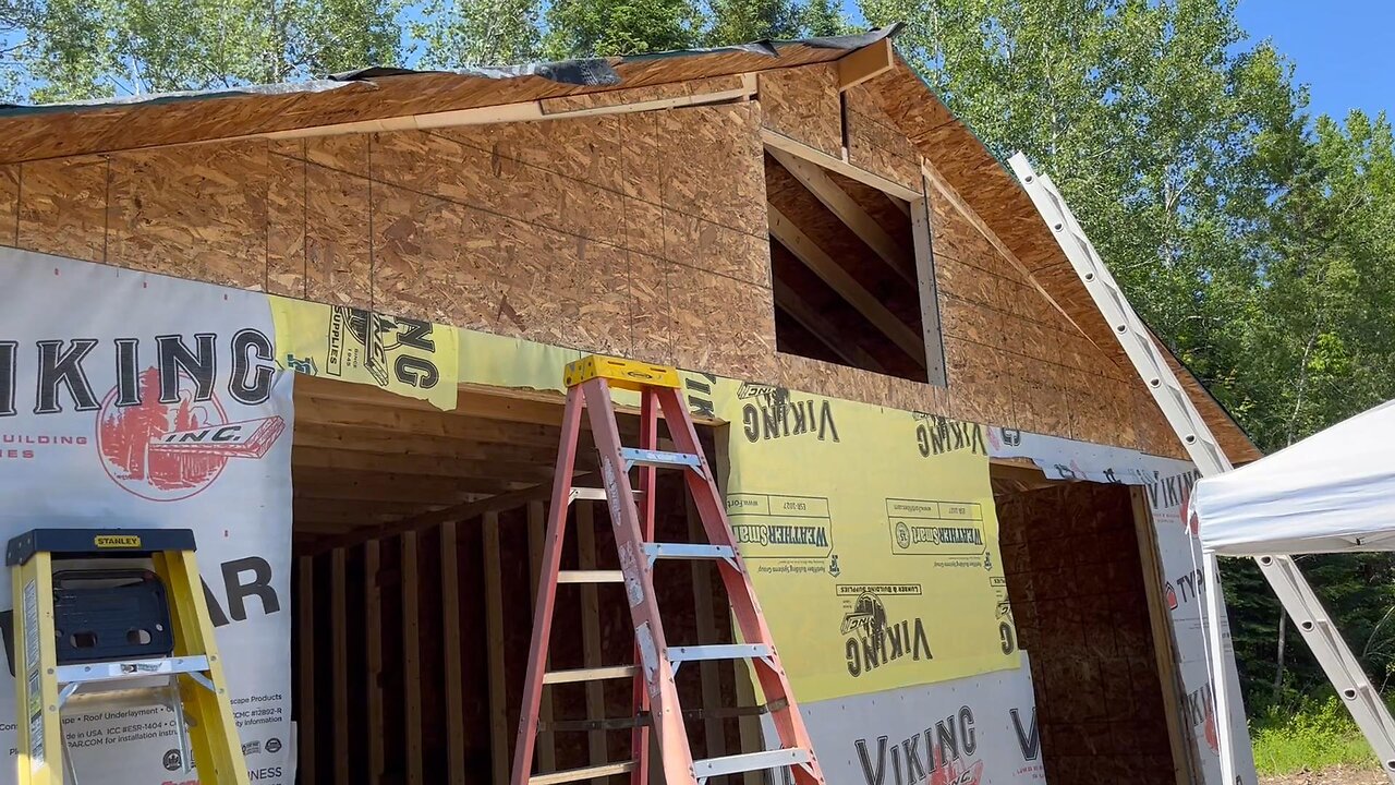 Framing & Sheathing A Gable End On The Shed