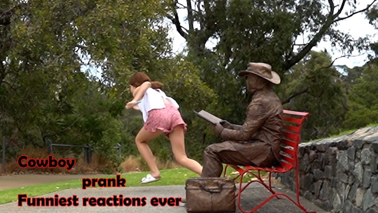 Cowboy_prank. Best cowboy prank in Australia best Statue prank. lelucon statue prank. luco patung