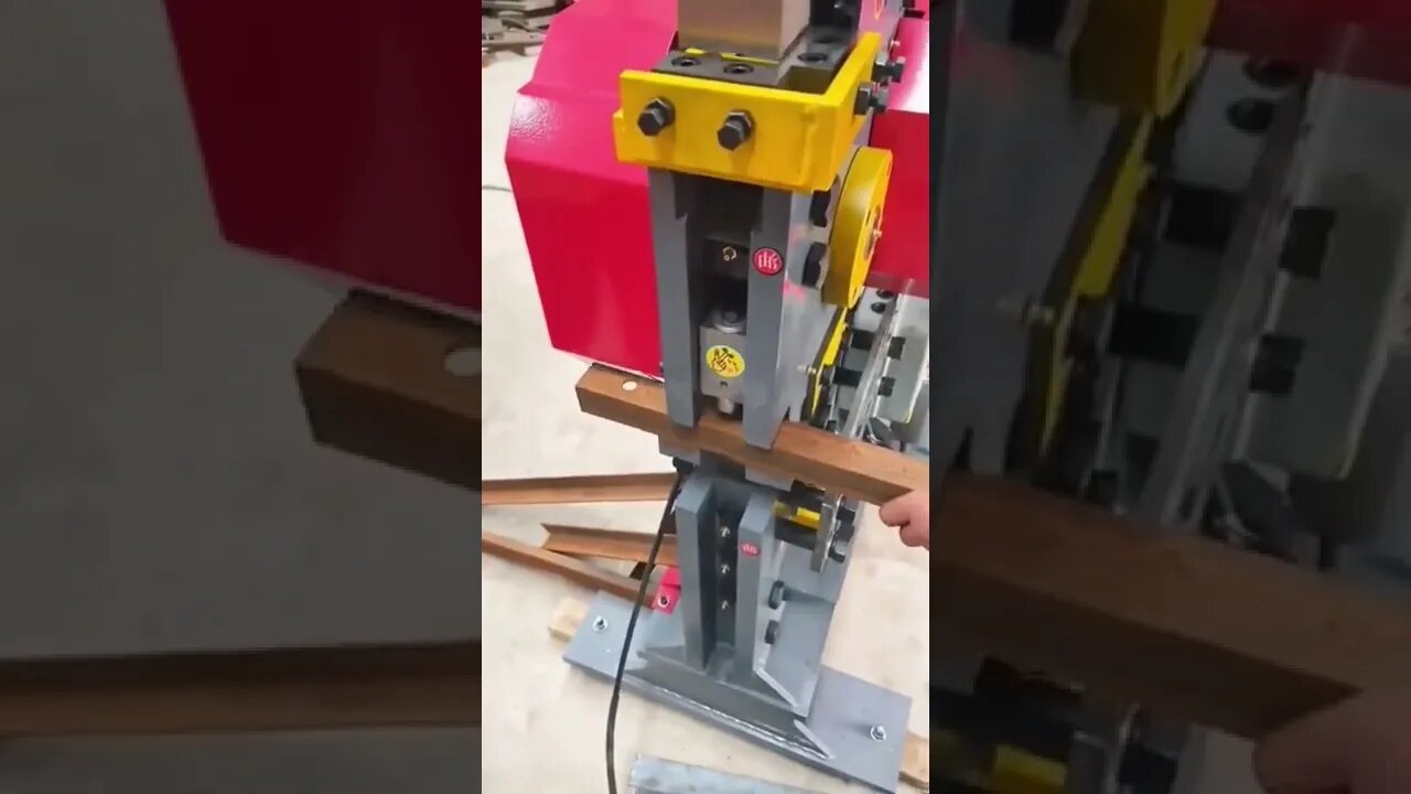 Iron Cutter Machine #dailyhackness #ytshorts #challenges #doityourself #useful #viralvideo2022