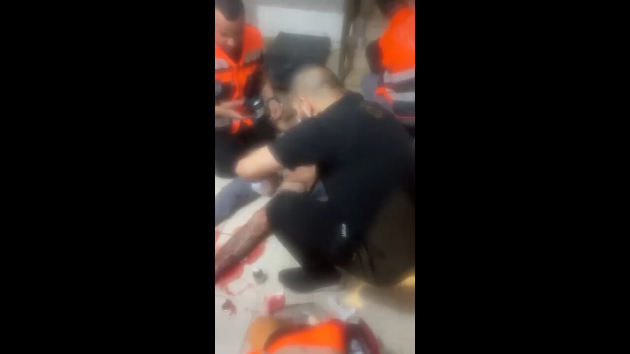 #BreakingNews Footage of Palestinian causalities after clashes with the #IDF in #Jenin #Palestine