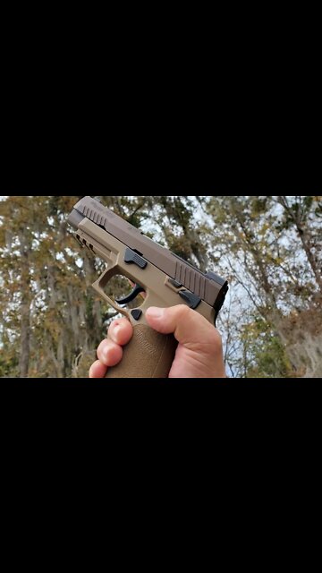 Glock Fanboys Beware! The Sig P320 Is Just Better #shorts
