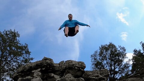 Cliff Jumping Adventure at Table Rock Lake in Branson!