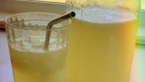 We’re making freshly squeezed lemonade today!