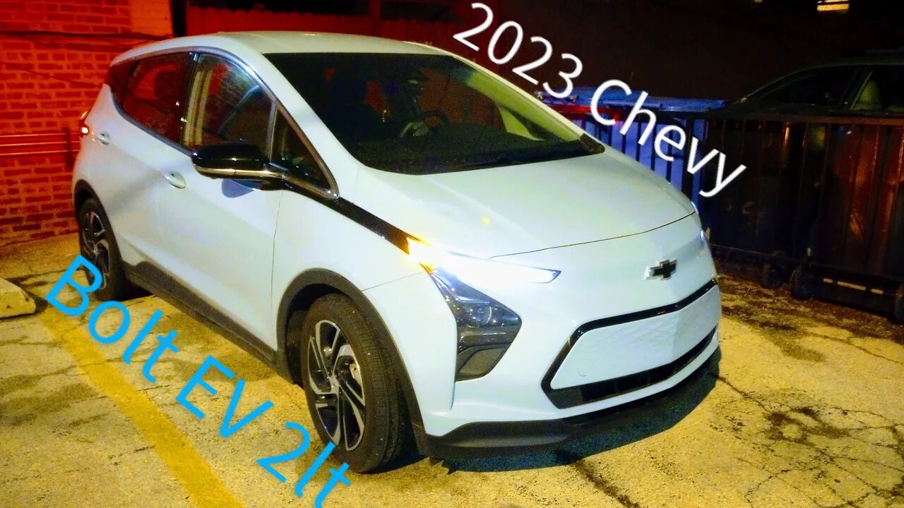 2023 CHEVY BOLT EV 2LT : CHICAGO RIDE ALONG WITH BAD DRIVERS : THEY HAVE A LICENSE (REXING DASH CAM)