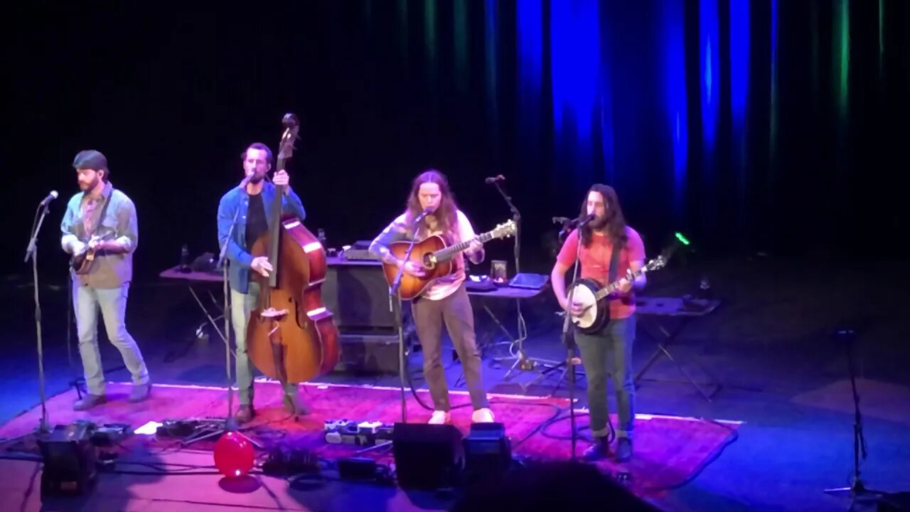 Billy Strings - Roll On Buddy (Bijou Theater)