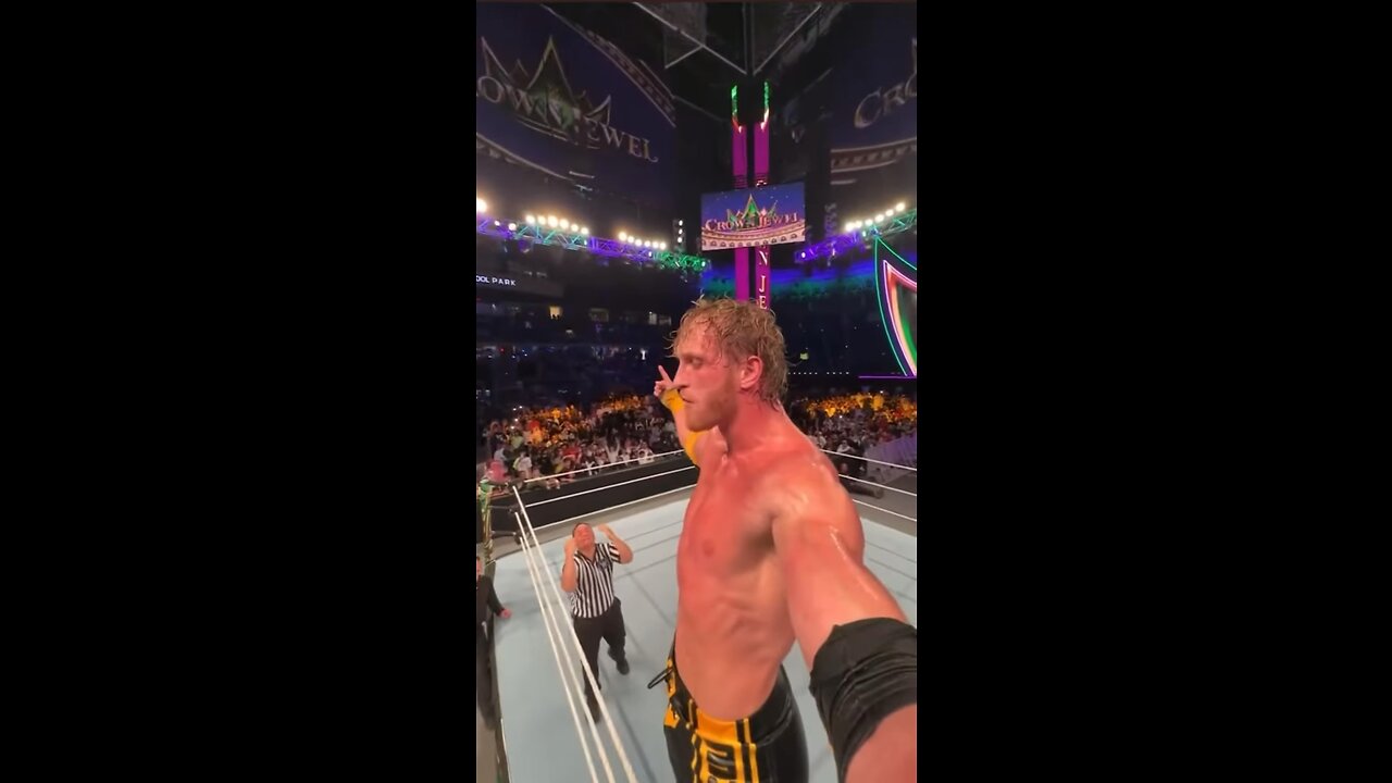Logan Paul gives Roman reigns what he wanted #wwe #logan Paul # Roman reigns