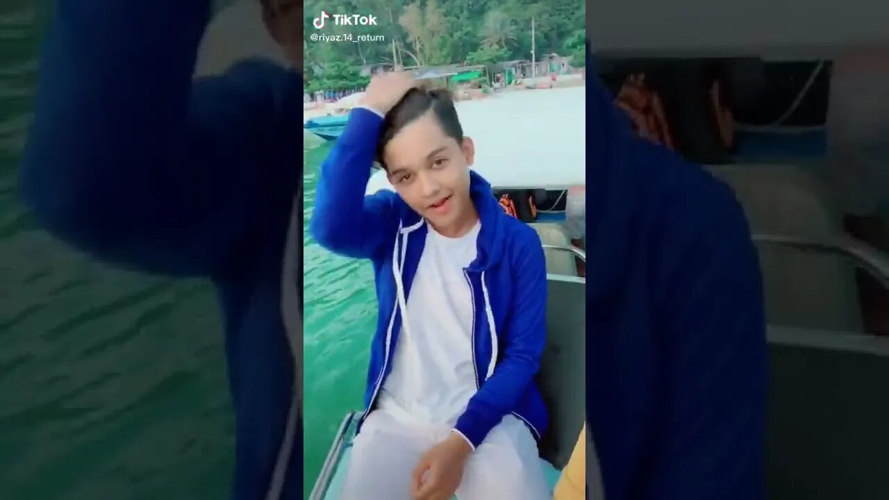 Riyaz tomi eto cute keno 🥰#duetwithme #foryoupage #foryou #tiktokbangladesh #riyazaly