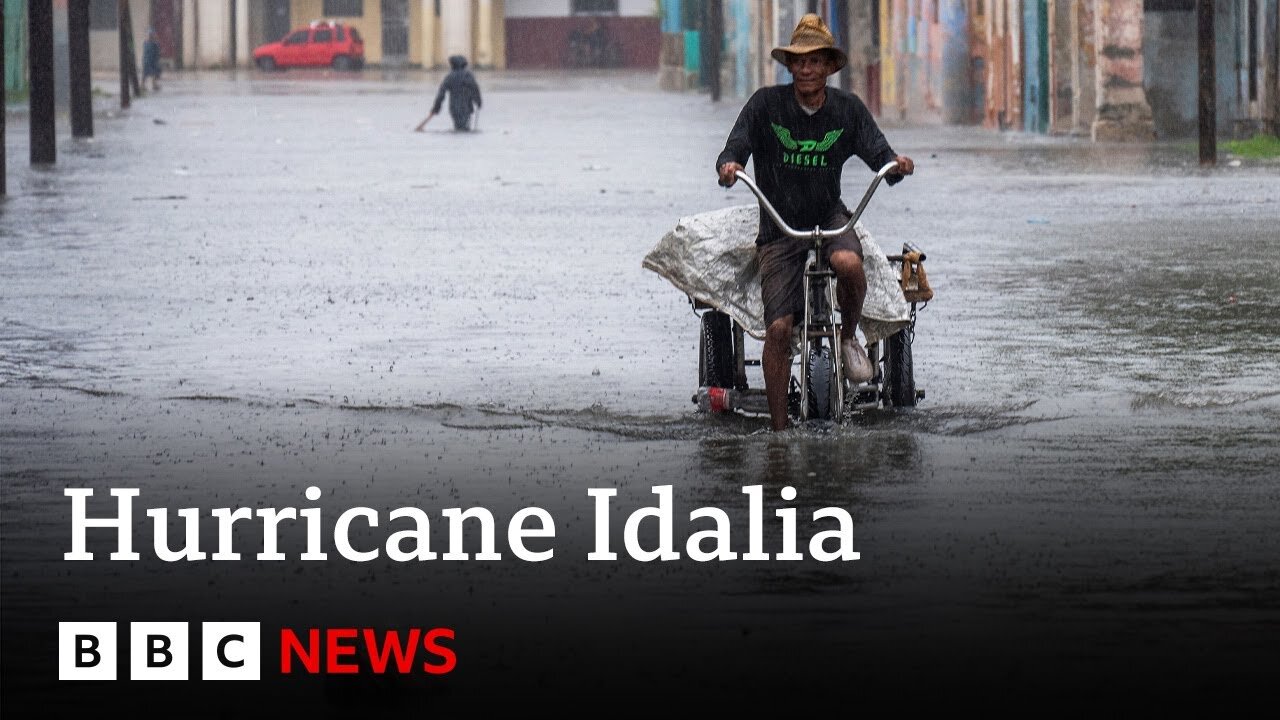 Hurricane Idalia: Florida hunkers down for 'unprecedented' storm