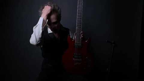 tone quest : the guitarist's holy grail