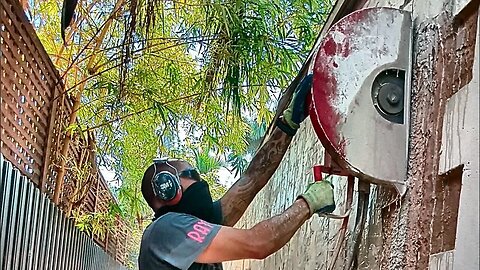 Cutting two big walls in Biscayne by the beach in Miami.