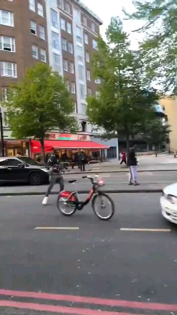 London: What a beautiful city she was before Muslim degenerates took over...