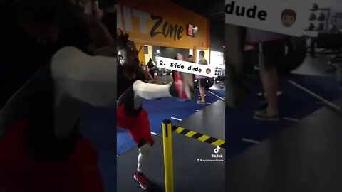 She has 5 men in her starting line up 👑 ￼