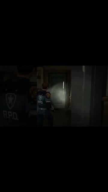 I still jump despite playing this game a thousand times #residentevil2 #jumpscare #gameplay #re2
