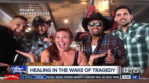 1 October bartender hopes to heal by honoring victims through random acts of kindness