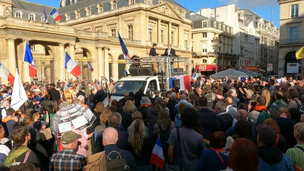 Rendez-vous de la Résistance, place du 18 Juin 1940 à Paris le 08 Octobre 2022 - Gilbert Collard