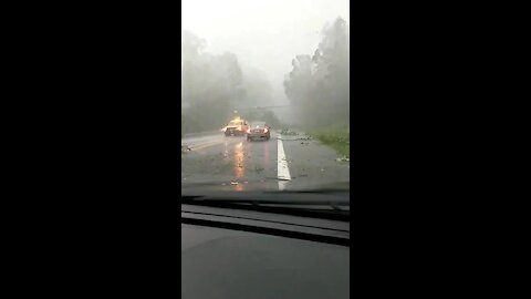 Driver literally misses tornado by mere minutes